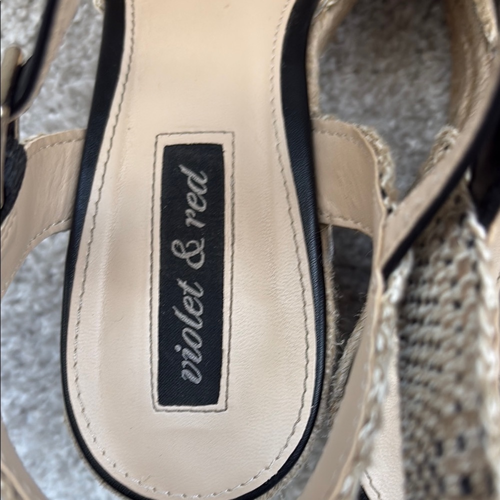 Elegant Black and Tan Platform Sandals with Ankle Strap - Picture 2 of 5